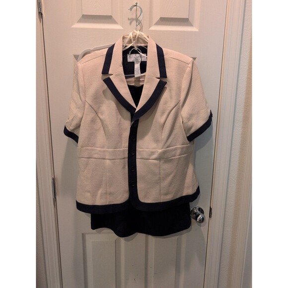 Vintage Sag Harbour size 18 skirt top and jacket set - Picture 1 of 3